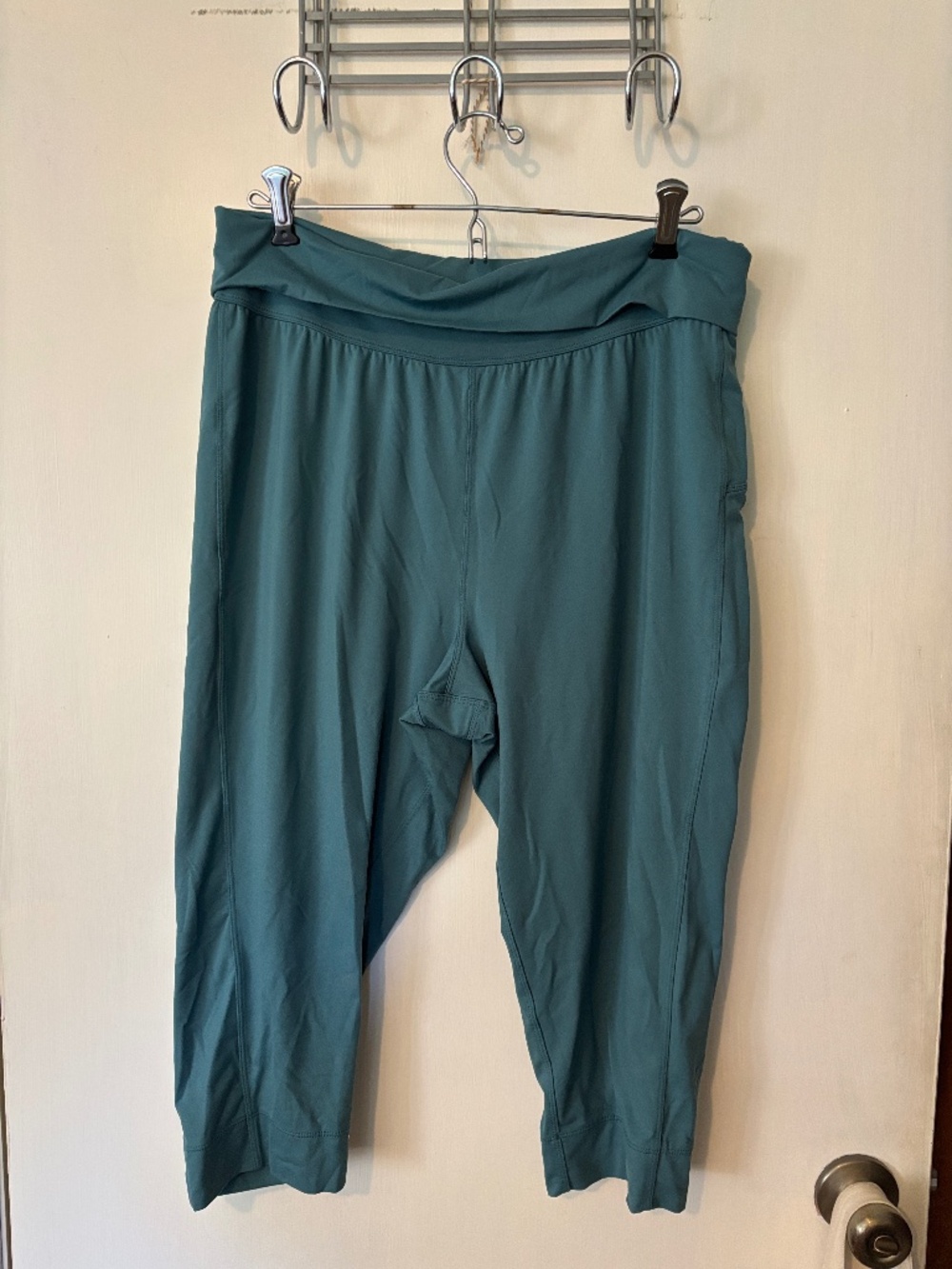 Patagonia Trail Beta Capri